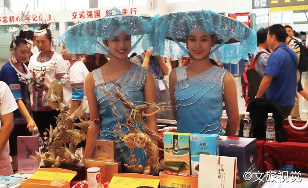 搭乘首發(fā)高鐵，海真珠珍珠粉抵達(dá)東方明珠